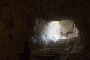 Caveof100saintsentrance